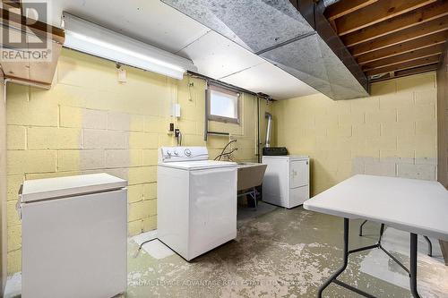 18 Mclean Boulevard, Perth, ON - Indoor Photo Showing Laundry Room