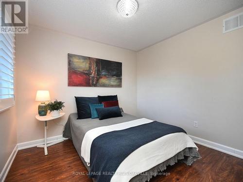 2554 Dashwood Drive, Oakville, ON - Indoor Photo Showing Bedroom