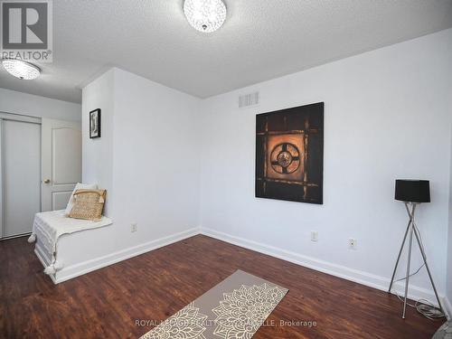 2554 Dashwood Drive, Oakville, ON - Indoor Photo Showing Other Room