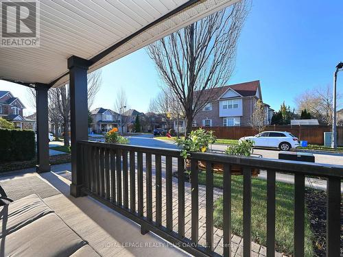 2554 Dashwood Drive, Oakville, ON - Outdoor