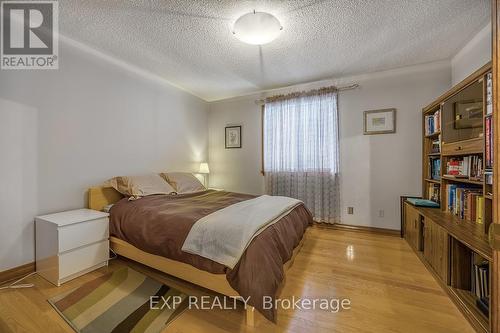 63 Riverside Drive, Toronto, ON - Indoor Photo Showing Bedroom