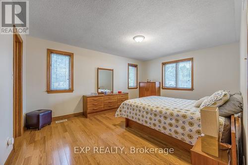 63 Riverside Drive, Toronto, ON - Indoor Photo Showing Bedroom