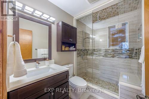 63 Riverside Drive, Toronto, ON - Indoor Photo Showing Bathroom