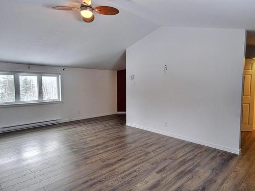 Master bedroom - 3588  - 3590 Rg Audet, Rouyn-Noranda, QC - Indoor Photo Showing Other Room