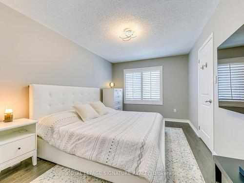 314 Jemima Dr, Oakville, ON - Indoor Photo Showing Bedroom