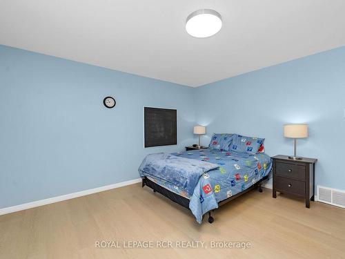 1614 Sumach Rd, Caledon, ON - Indoor Photo Showing Bedroom