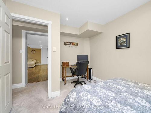 1614 Sumach Rd, Caledon, ON - Indoor Photo Showing Bedroom