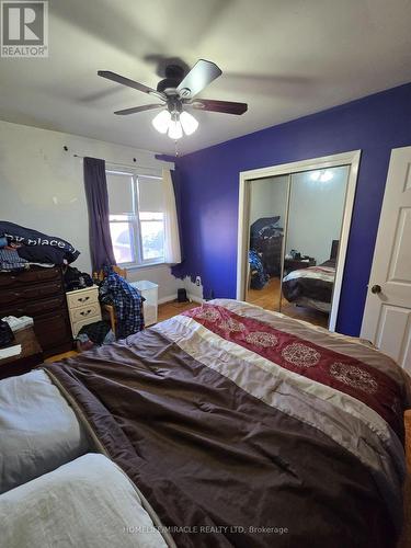 19 Blakemanor Boulevard, Toronto, ON - Indoor Photo Showing Bedroom