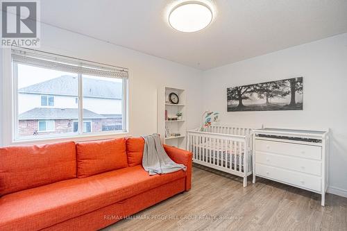 18 Bentley Crescent, Barrie, ON - Indoor Photo Showing Bedroom