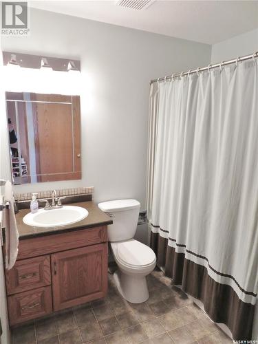 339 Coben Crescent, Saskatoon, SK - Indoor Photo Showing Bathroom