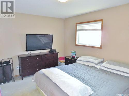 339 Coben Crescent, Saskatoon, SK - Indoor Photo Showing Bedroom