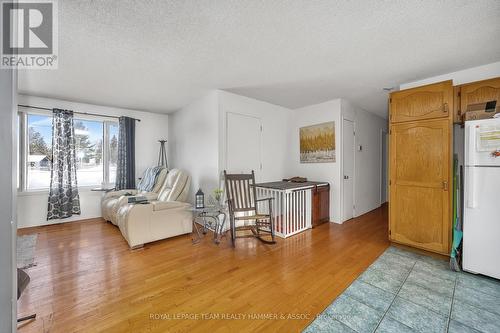 17 Blais Street, Russell, ON - Indoor Photo Showing Other Room