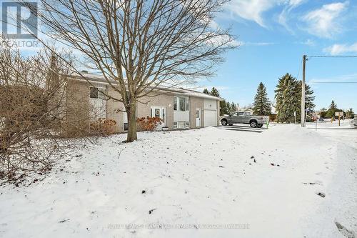 17 Blais Street, Russell, ON - Outdoor