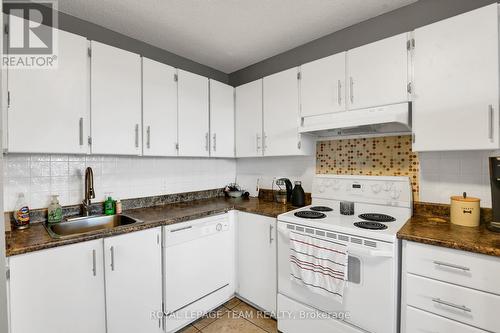 801 - 1285 Cahill Drive, Ottawa, ON - Indoor Photo Showing Kitchen