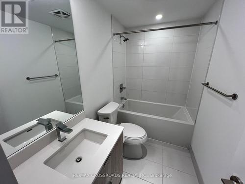 3206 - 395 Bloor Street E, Toronto, ON - Indoor Photo Showing Bathroom