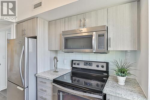 1511 - 185 Bonis Avenue, Toronto, ON - Indoor Photo Showing Kitchen