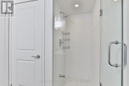 1511 - 185 Bonis Avenue, Toronto, ON - Indoor Photo Showing Bathroom