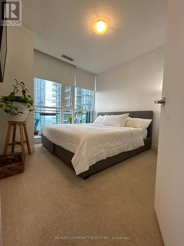 2103 - 4070 Confederation Parkway, Mississauga, ON - Indoor Photo Showing Bedroom