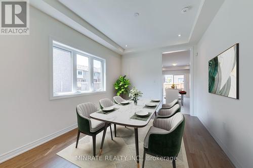 3905 Koenig Road, Burlington, ON - Indoor Photo Showing Dining Room