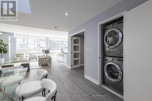 819 - 8 Telegram Mews, Toronto, ON - Indoor Photo Showing Laundry Room