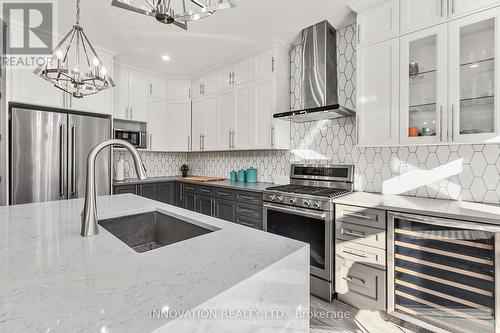 1007 Offley Road, Ottawa, ON - Indoor Photo Showing Kitchen With Upgraded Kitchen