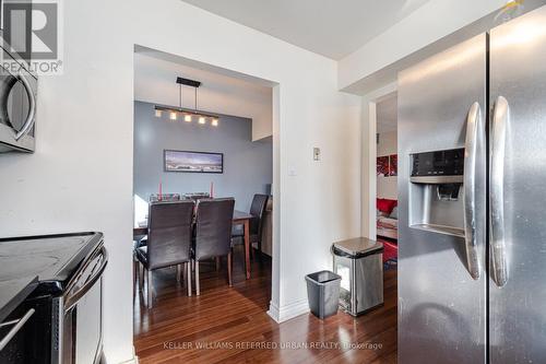 22 - 50 Coleman Avenue, Toronto, ON - Indoor Photo Showing Kitchen