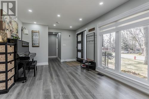 1291 Princeton Crescent, Burlington, ON - Indoor Photo Showing Other Room