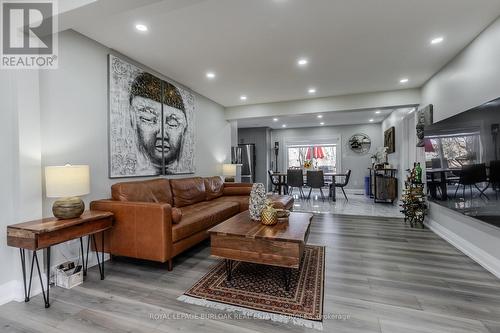 1291 Princeton Crescent, Burlington, ON - Indoor Photo Showing Living Room