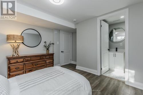 1291 Princeton Crescent, Burlington, ON - Indoor Photo Showing Bedroom