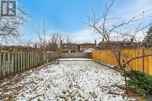 1639 Corkstone Glade, Mississauga, ON - Outdoor