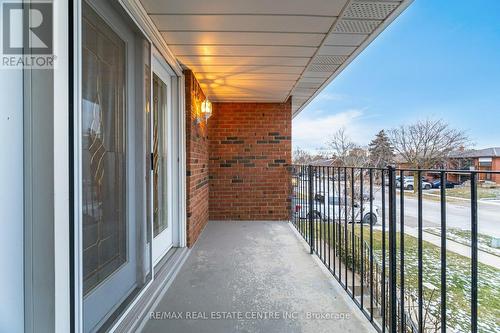 1639 Corkstone Glade, Mississauga, ON - Outdoor With Balcony With Exterior