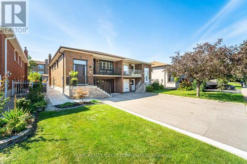 4190 Bishopstoke Lane, Mississauga, ON - Outdoor With Facade