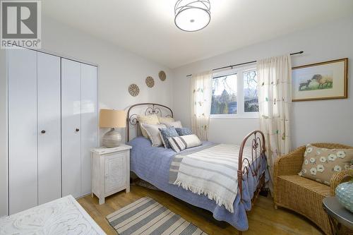 1742 Apple Lane, Kamloops, BC - Indoor Photo Showing Bedroom