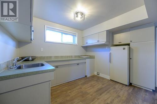 1742 Apple Lane, Kamloops, BC - Indoor Photo Showing Laundry Room