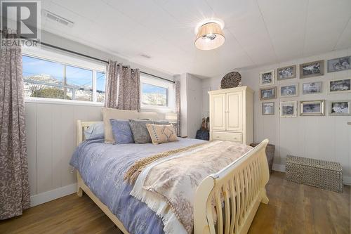 1742 Apple Lane, Kamloops, BC - Indoor Photo Showing Bedroom