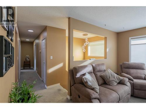 2324 Nechako Drive, Kamloops, BC - Indoor Photo Showing Other Room