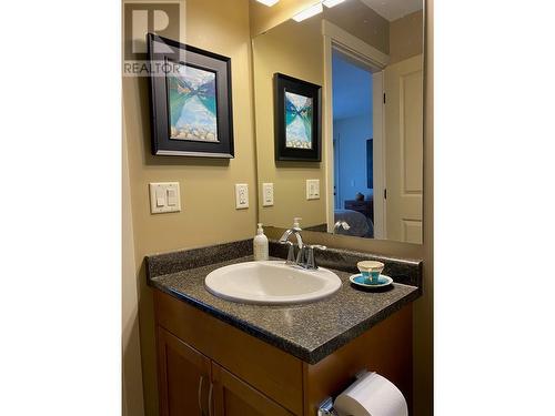 800 Fuller Avenue Lot# 1, Kelowna, BC - Indoor Photo Showing Bathroom