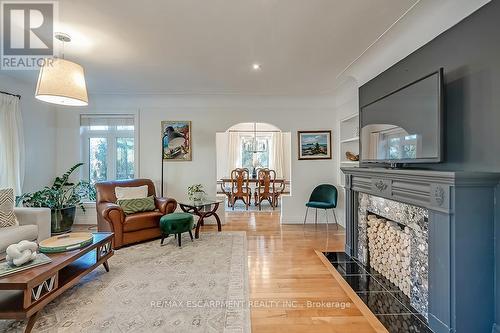 896 Lasalle Park Road, Burlington, ON - Indoor Photo Showing Living Room With Fireplace