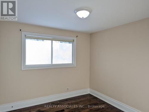 1654 Stonehaven Drive, Mississauga, ON - Indoor Photo Showing Other Room