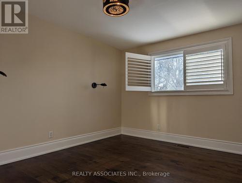 1654 Stonehaven Drive, Mississauga, ON - Indoor Photo Showing Other Room