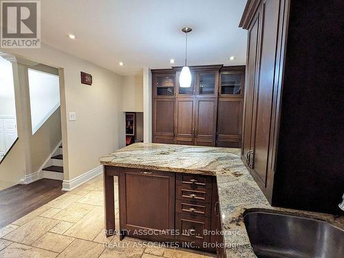 1654 Stonehaven Drive, Mississauga, ON - Indoor