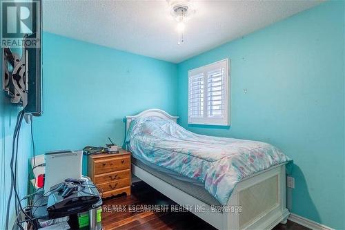 24 Spartan Avenue, Hamilton, ON - Indoor Photo Showing Bedroom