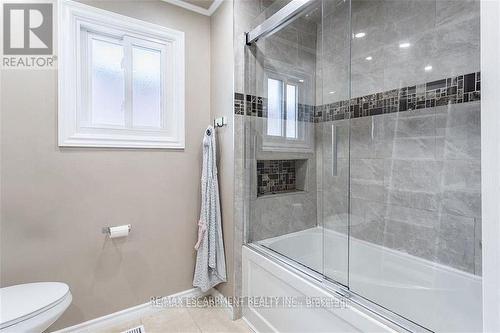 24 Spartan Avenue, Hamilton, ON - Indoor Photo Showing Bathroom