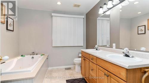 114 Price Street, London, ON - Indoor Photo Showing Bathroom