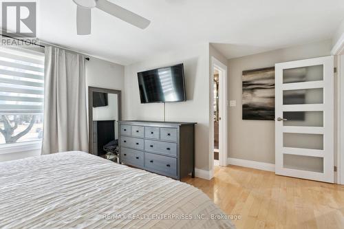 2442 Arioso Court, Mississauga, ON - Indoor Photo Showing Bedroom