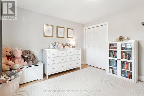 2442 Arioso Court, Mississauga, ON - Indoor Photo Showing Bedroom