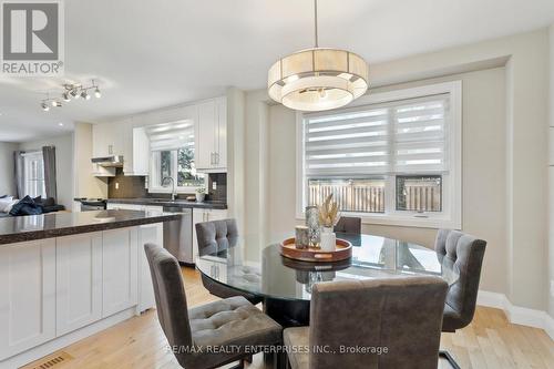 2442 Arioso Court, Mississauga, ON - Indoor Photo Showing Dining Room