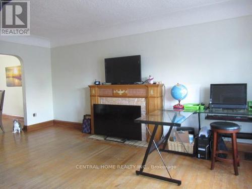 1650 King Street E, Hamilton, ON - Indoor With Fireplace