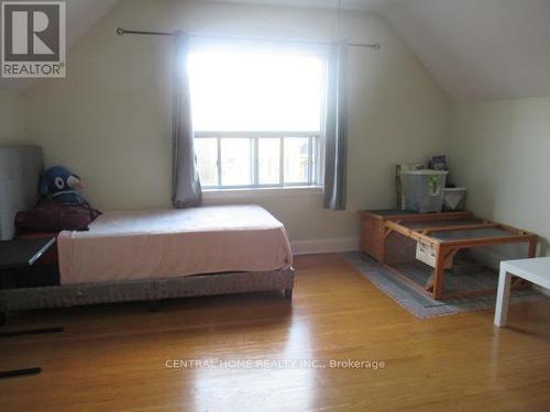 1650 King Street E, Hamilton, ON - Indoor Photo Showing Bedroom