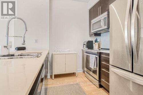 1403 - 510 Curran Place, Mississauga, ON - Indoor Photo Showing Kitchen